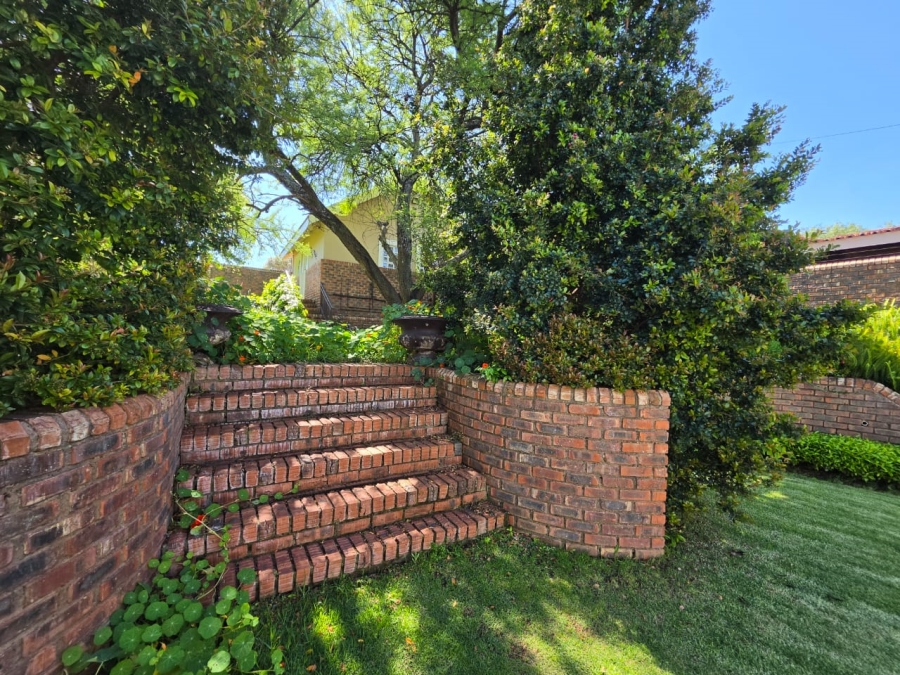 8 Bedroom Property for Sale in Riebeeckstad Free State